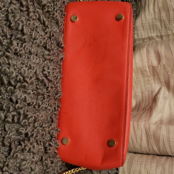 { Michael Kors } MK Leather Dome Satchel Purse - Picture 6 of 6